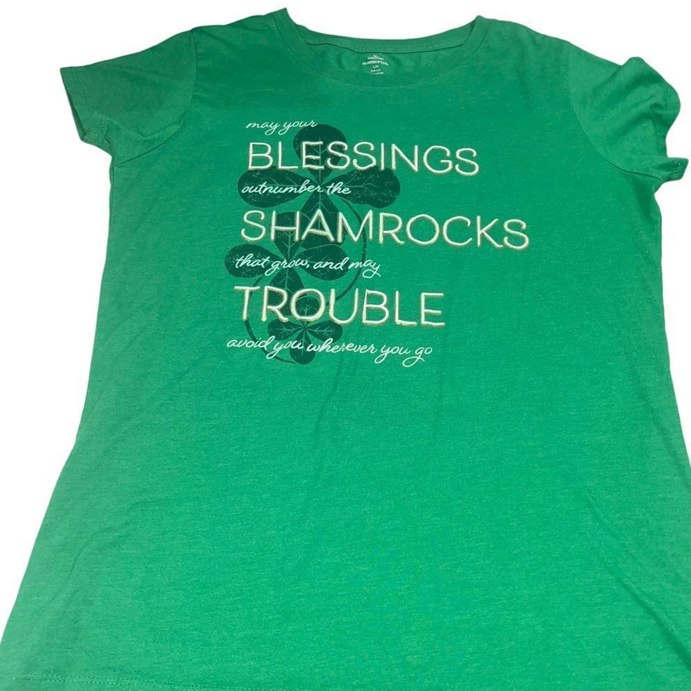 4/$25 - Celebrate! St. Patrick’s Day Green T-Shirt - Women’s Large (12/14)